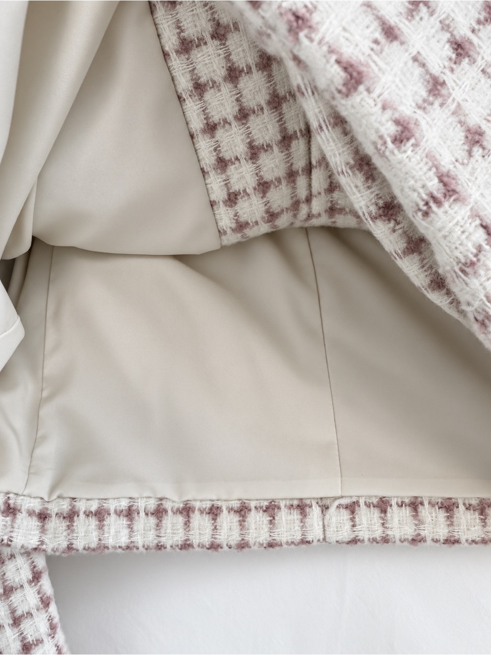 House of Harlow 1960 Tweed Cropped Jacket – Cream Pink Plaid ✨ - Picture 5 of 5